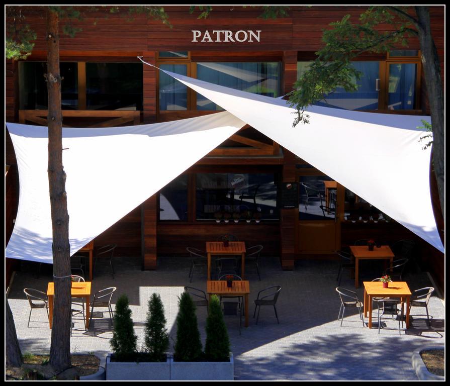 Obiekt Hotelarski Patron Варшава Екстер'єр фото